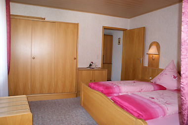 Gasthof Zum Doppeladler - Schlafzimmer im Appartement