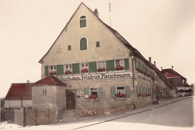 Gasthof Zum Doppeladler - historische Ansicht vom Gastraum